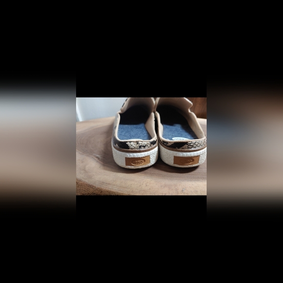 Dr. Scholl's Slip-On Sandals - Snake Print - Size 7.5 - Picture 2 of 7